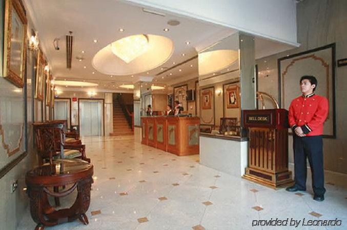 Dolphin Hotel Apartments Дубай Интерьер фото